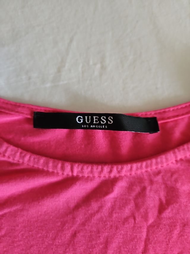 Camiseta rosa sin mangas