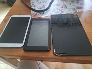 Tablets Samsung y Huawei ,se venden juntas por 10€