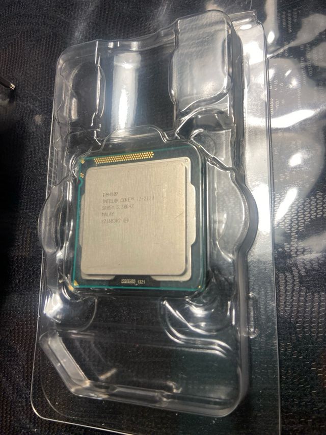 Intel Core i3 2120 + Refrigerador 1155