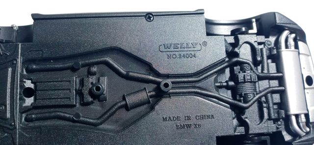 Auto in miniatura in scala 1:43