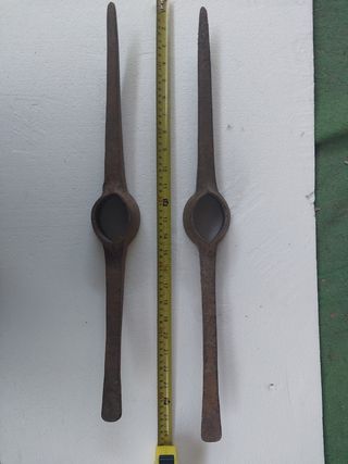 2 Picconi Rustici Antichi