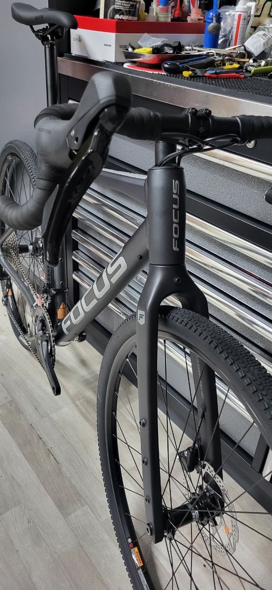 GRAVEL FOCUS ATLAS 6.7 : Talla 54 y 57