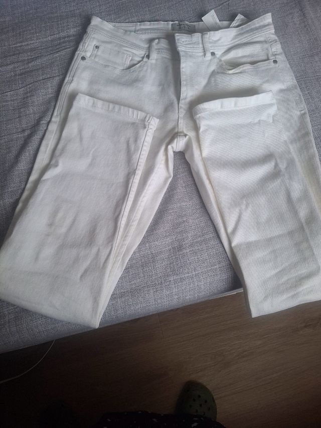 Vaqueros Sfera blancos - Talla 40