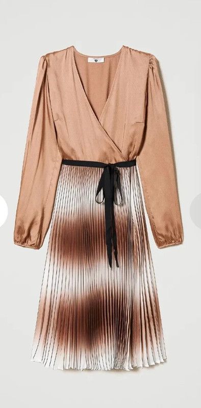 Abito longuette in raso con plissé Twinset