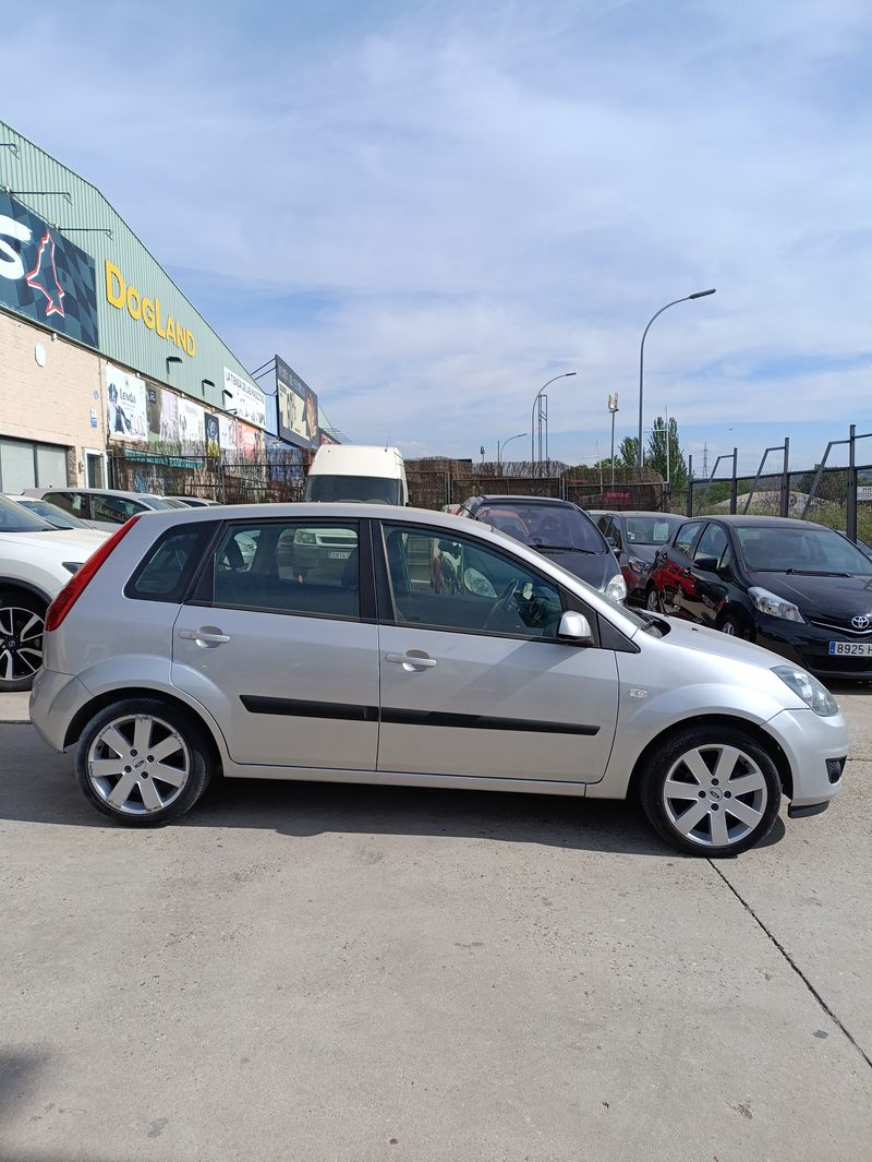 Ford Fiesta 1.4 TDCi Trend 2006, foto 5