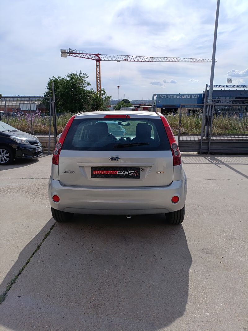 Ford Fiesta 1.4 TDCi Trend 2006, foto 8