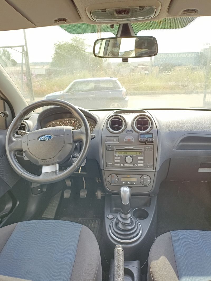 Ford Fiesta 1.4 TDCi Trend 2006, foto 9