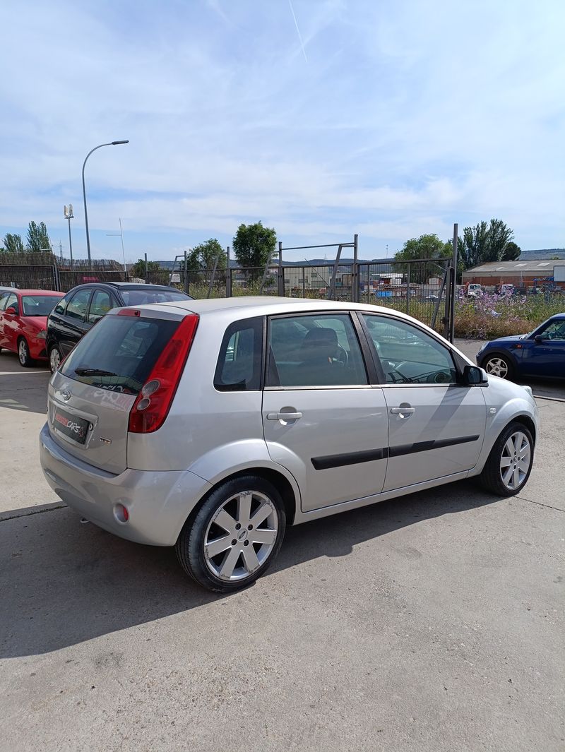 Ford Fiesta 1.4 TDCi Trend 2006, foto 2