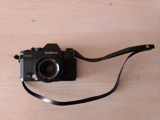 CÁMARA FOTOS COSINA 4000 S MÁS REGALO OBJETIVO