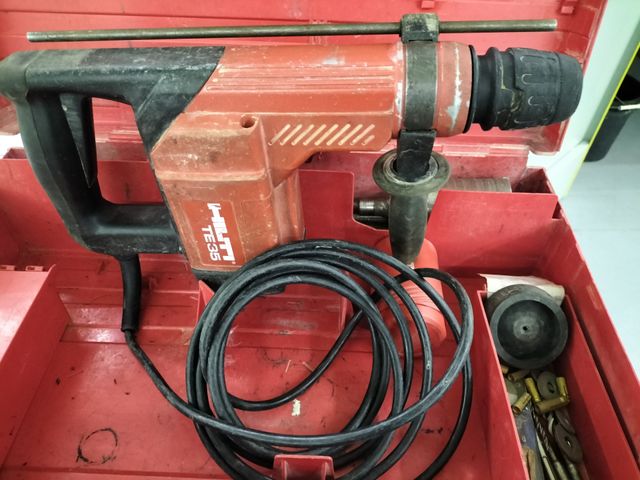 Taladro percur HILTI modelo TR35