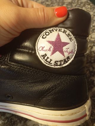 Converse All Star piel. Chuck Taylor