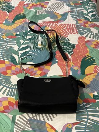Bolso Guess negro 