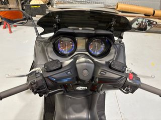 Yamaha TMAX 530 - 2018 Impecable