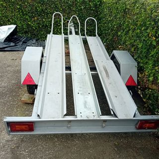 Remolque portamotos: Buen estado