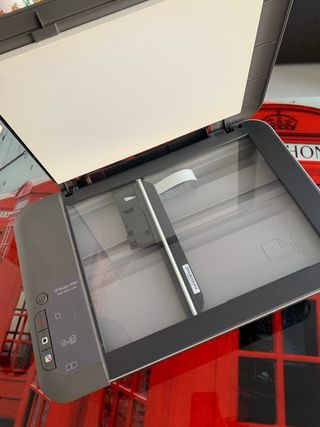 Impresora HP Deskjet 1050 Gris