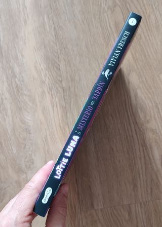 Libro infantil: Lottie Luna