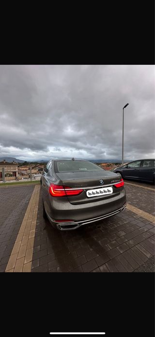 BMW Serie 7 2016 VOLANTE A LA DERECHA! MATRICULADO