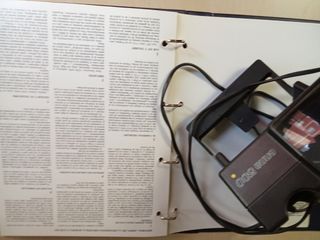 Proyector Cima 500 +   2 libros ciencias sociales