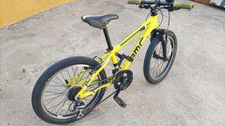 Se vende bicicleta bmc seminueva