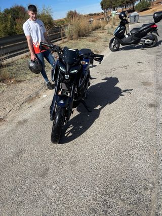 Yamaha MT-125 (2021) Azul Impecable