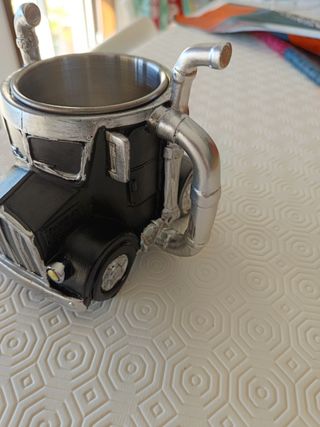 Caneca Camião - Metal - Preta e Prata