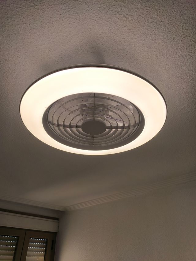 Mantra Alisio ventilador de teto branco com luz DC