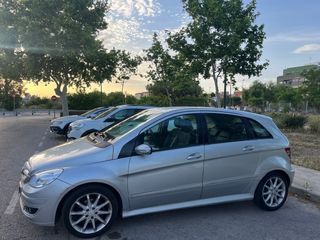 Mercedes-Benz B180 2008