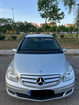 Mercedes-Benz B180 2008
