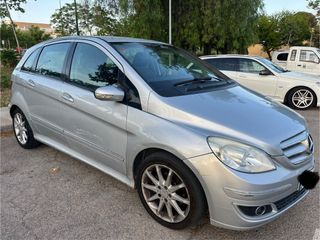 Mercedes-Benz B180 2008