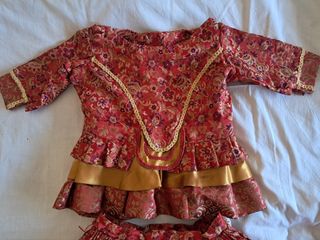 Traje alicantina niña