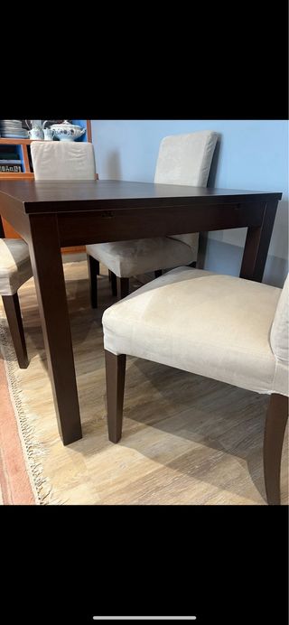 Mesa comedor extensible IKEA marrón

