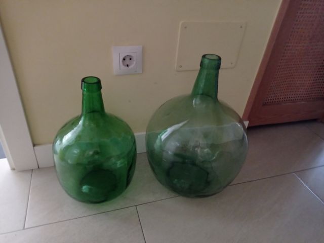 2 Damajuanas de vidrio verdes