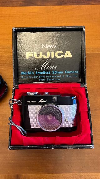 Fujica Mini - Câmera 35mm Vintage