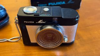 Fujica Mini - Câmera 35mm Vintage