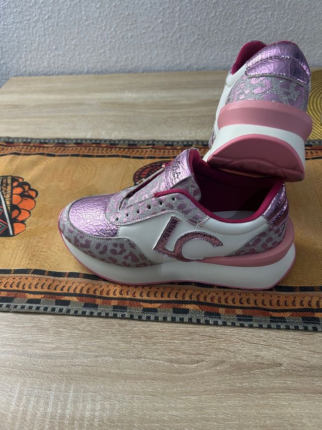 Zapatillas LC blancas y rosas