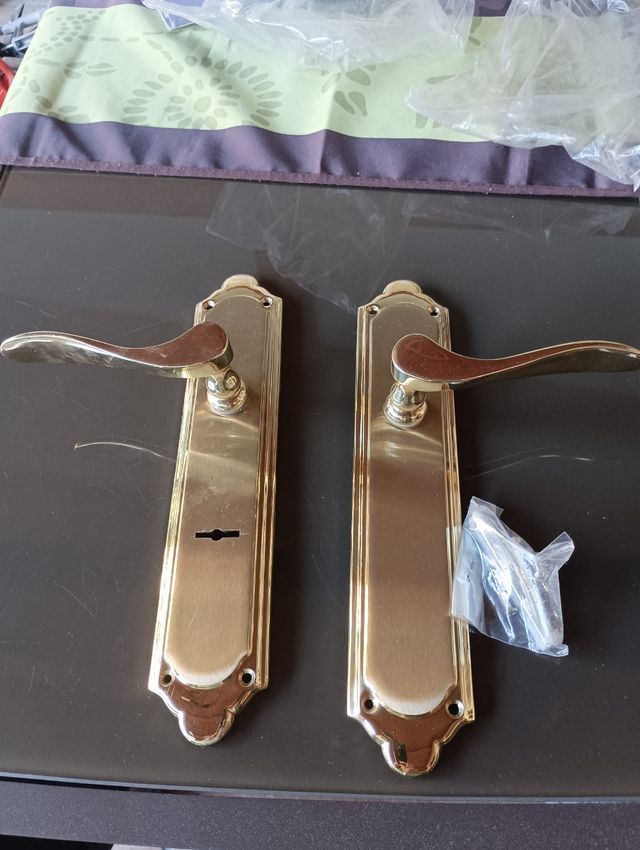 Picaportes dorados - 2 unidades