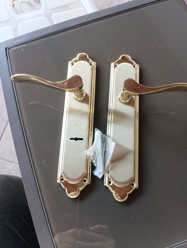 Picaportes dorados - 2 unidades