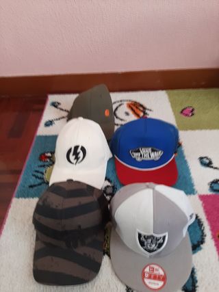 5 Gorras Variadas - New Era, Vans