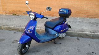 Motocicleta Aprilia Habana 125cc - Scooter Azul