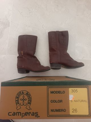 Botas Dakota Marrón - Nº 23 , 26 y 33
