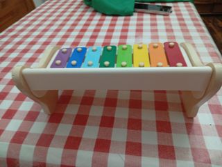 Xilófono infantil de madera Nenittos de Juguettos.