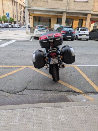 Triumph Sprint GT 955cc