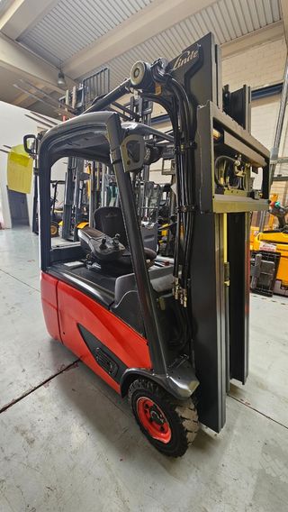 Carretilla elevadora eléctrica Linde