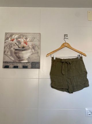 Shorts verde militar talla XS