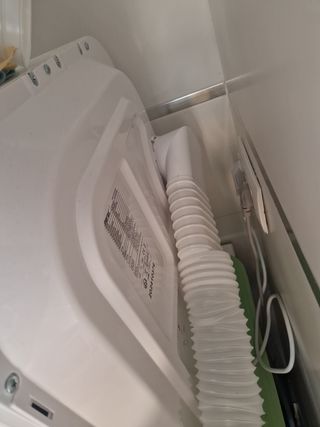 Secadora condensación compacta