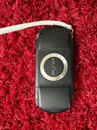 PSP (PlayStation Portable) negra