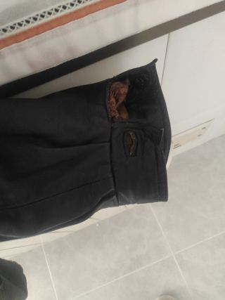 Chaqueta cuero negra c/cremallera