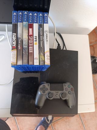 PS4 (PlayStation 4) + mando + juegos