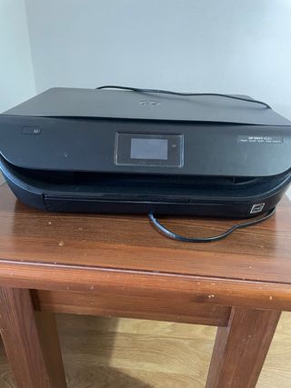Impresora HP ENVY 4520 - Imprime, escanea y copia