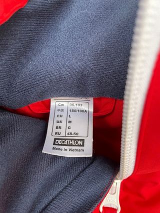 Traje esquí rojo y gris